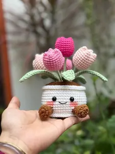 Cute Pink Tulip Crochet Flower Pot, Handmade Amigurumi Tulip Plant, Crochet Home Decor, Mother’s Day Gift, Desk Plant, Flower Arrangement