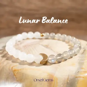 Lunar Crescent Moon Labradorite & Moonstone Bracelet – Natural Crystal Stones with 6mm Beads, Celestial Jewelry for New Beginnings & Emotional Balance