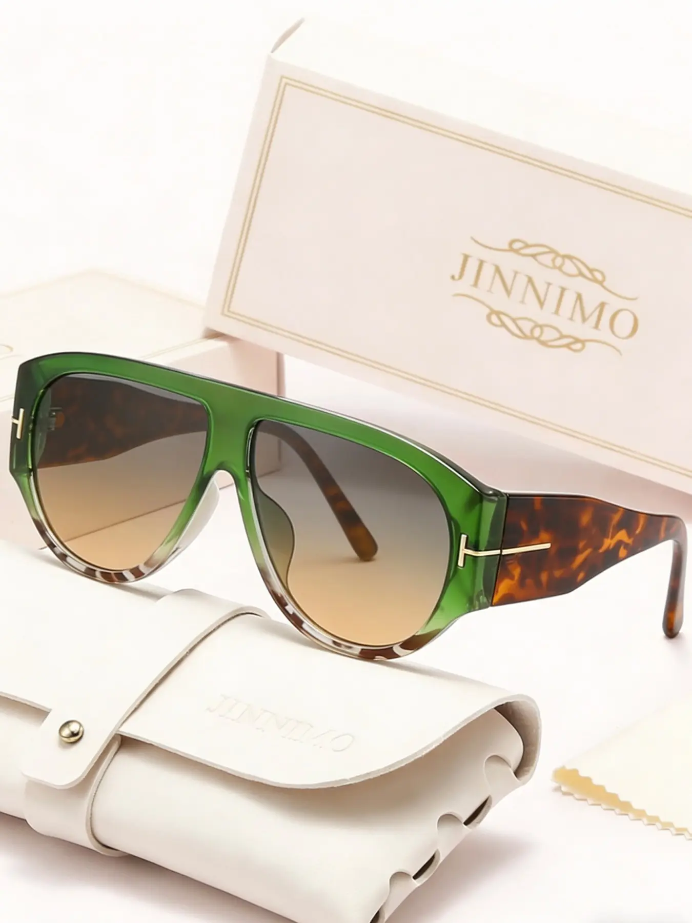 Stylish Cat Eye Sunglasses, Versatile Frame for Small Faces, Must-Have for Youth, Includes Case, Unisex Design, Trendy Beach Eyewear, Trendy Casual Sunglasses