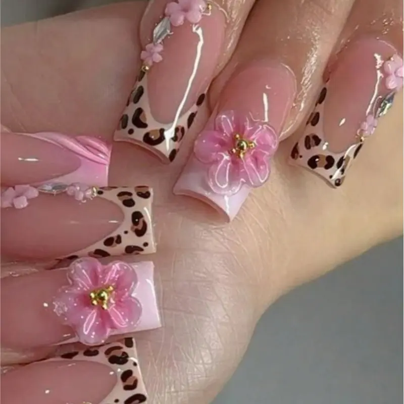 10pcs Y2K Style Leopard Print Pink Flower Press On Nails, Gold Bead Square Nails, Salon Quality Nails, Nude Pink Gradient, Sparkling Diamond Embellishment, Suitable For Daily, Party, Outdoor Use