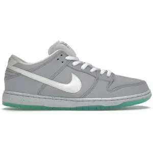 Nike SB Dunk Low Marty McFly