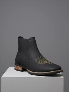 shoes for men, business embroidering design ankle boots, fashionable round toe boots for daily wear, male all-match shoes for daily wear, walking shoes, footwear,  closed