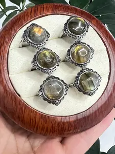 Yani(7741)gc.labradorite rings with stunning iridescent flash. Vintage carved settings highlight unique natural texture, retro charm for everyday wear.