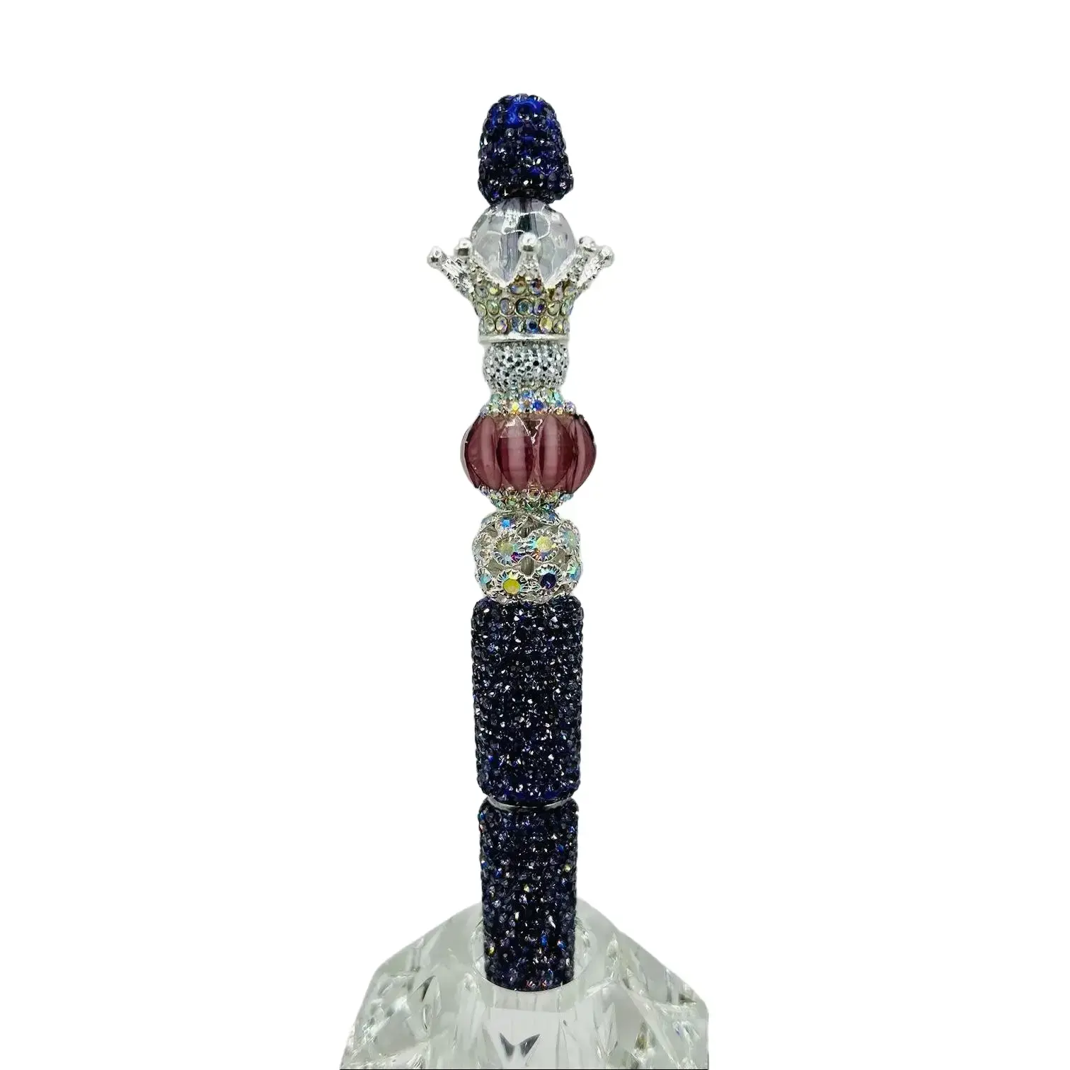 Elegant Beaded Pen with Crown and Rhinestones - Includes 3 Ink Refills for Long-Lasting Use - Perfect for Personal Use or Gifting
