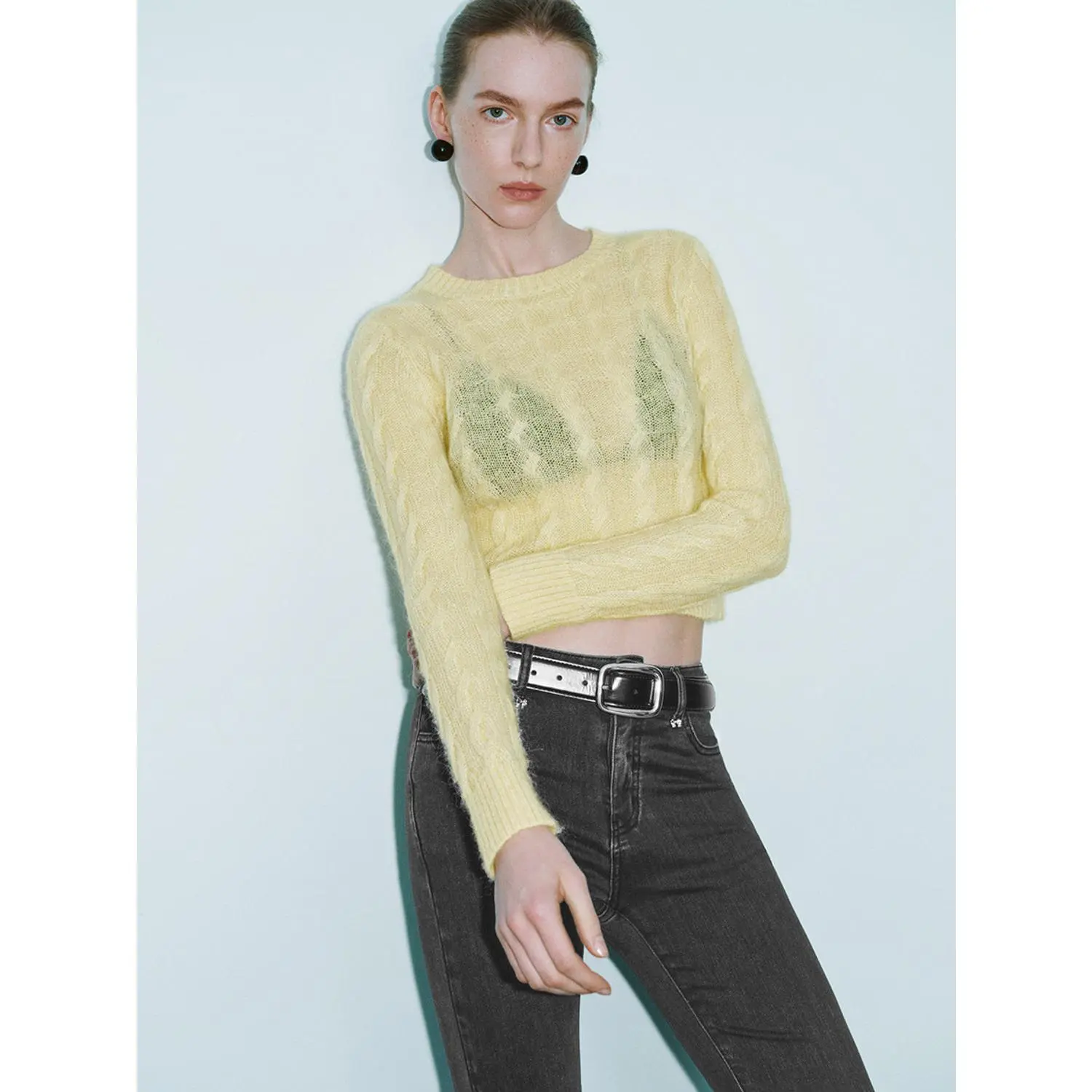 URBAN REVIVO Women's Sheer Fuzzy Cable Knit Sweater in Pale Yellow, Mohair Wool Blend Fabric with a Round Neck and Cropped Fit, Knitwear, Use Mothproof Approach, Long Sleeve, Bottom, Knitting, Top, Casual Classy Top, Comfortable, Lightweight Knit Sweater,