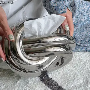 Ceramic tissue box, twisted tissue box, tissue dispenser, porcelain tissue box, napkin holder, modern home decoration