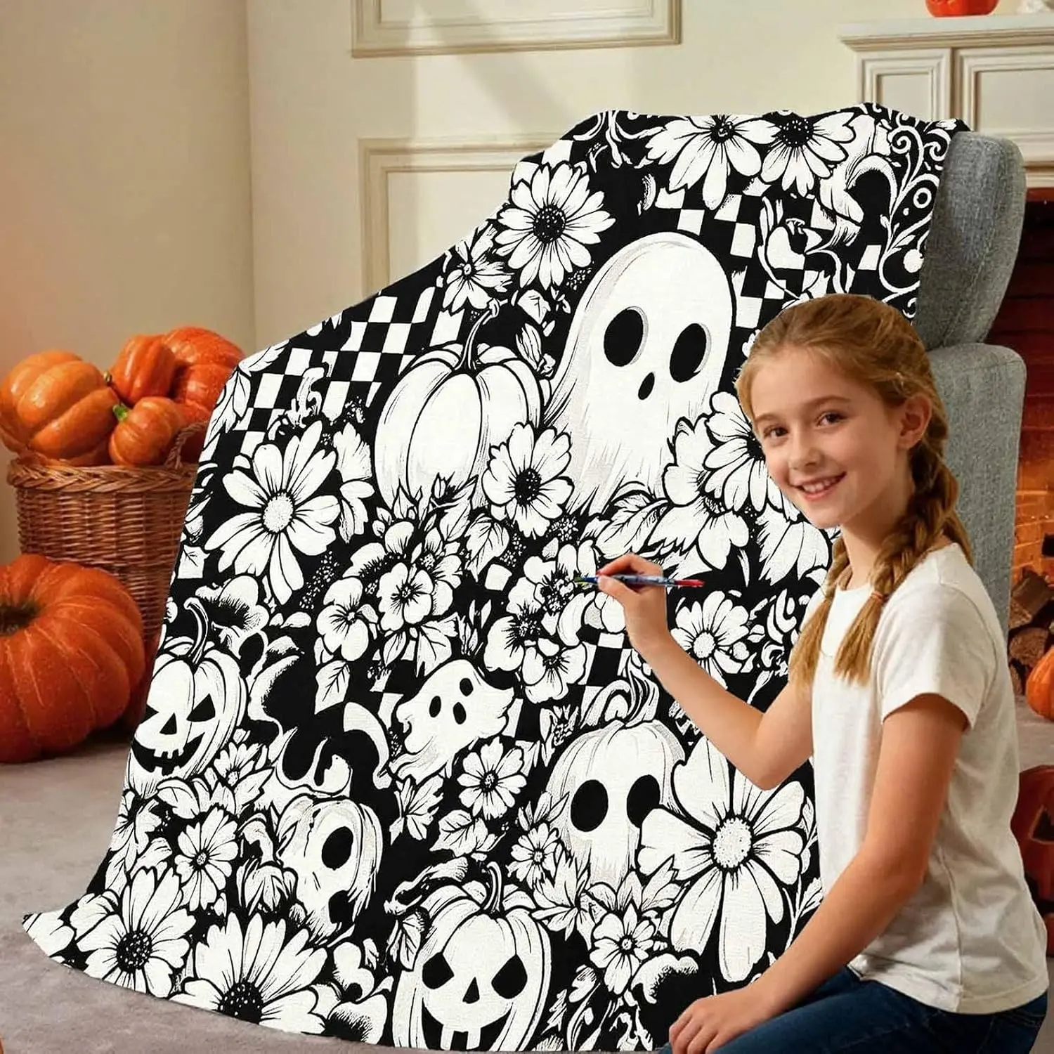 Halloween DIY Coloring Blanket for Adults & Kids, Color Your Own Throw Blanket with 24 Markers & Ghost Patterns, Washable Cozy Doodle Mat for Home Decor, Spooky Party & Birthday Gift