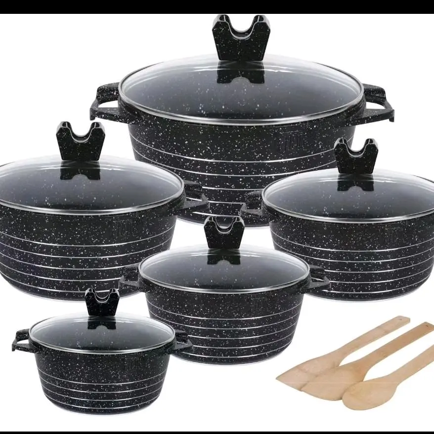cookware set wife 5 pots 2 spoons 2 Oven mitts and 3 trivets for versatile cooking