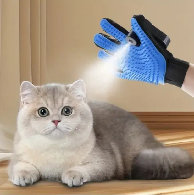 Pet Spray Grooming Comb – Detangles, Desheds & Massages Cats & Dogs at Home
