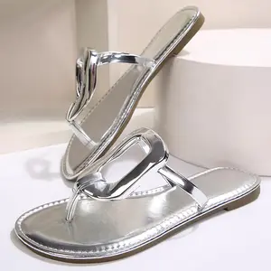 Women's Trendy Open Toe Flat Sandals Non-Slip Metallic Buckle Thong Flip Flops
