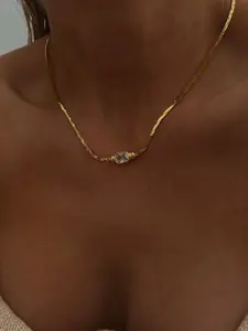 Elegant Stainless Steel Square Zircon Necklace, High-End Luxurious Accessory, Perfect for Daily Wear and Parties, Ideal Gift for Family and Friends