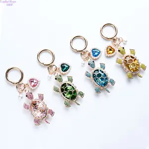Cute Turtle Keychain - Rhinestone-Studded Turtle Heart Pendant, Bohemian Crystal Keyring, Car & Bag Charm, Heart-Shaped Imitation Pearl Decor, Ideal for Graduation & Birthday Gifts