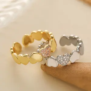 Minimalist & Distinctive: Women's Open Ring—18K Gold-Plated Copper with Zircon Accents, Featuring Geometric Heart Design—A Niche, Versatile Accessory