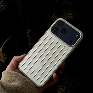 Aluminum-magnesium alloy luggage-style phone case suitable for iPhone 17 Pro Max, iPhone 16, 15, 14