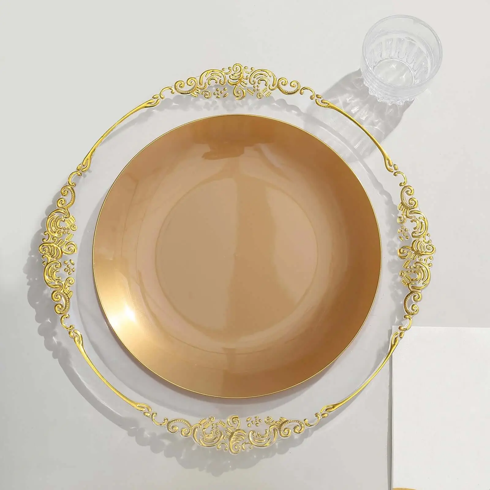 Disposable Tableware 10-Pack 10" Round Elegant Plastic Dinner Plates - Glossy Finish, Gold Color, Gold Rim, Party Supplies