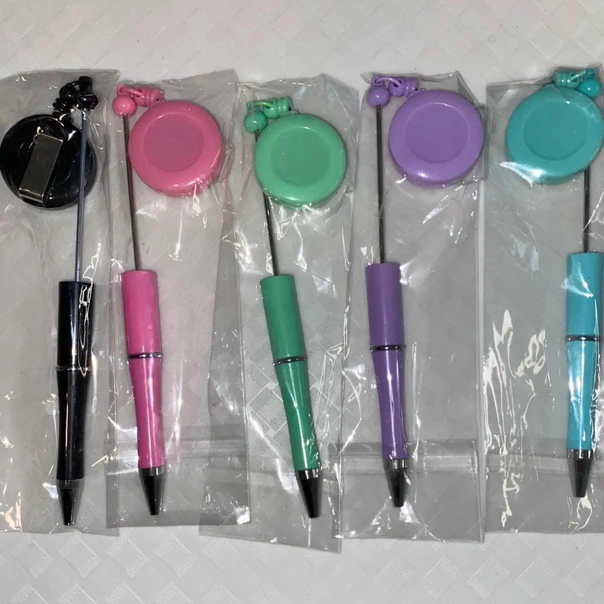 Beadable Badge Reel Pen Random Color 1Pc