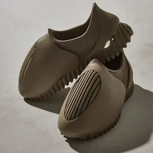 GENEEG Foam Sport Slip-On Running Shoes are perfect for travel, daily commutes, and beach activities. With high breathability and a foot-conforming design, they reduce pressure and provide comfort in a stylish athletic look.