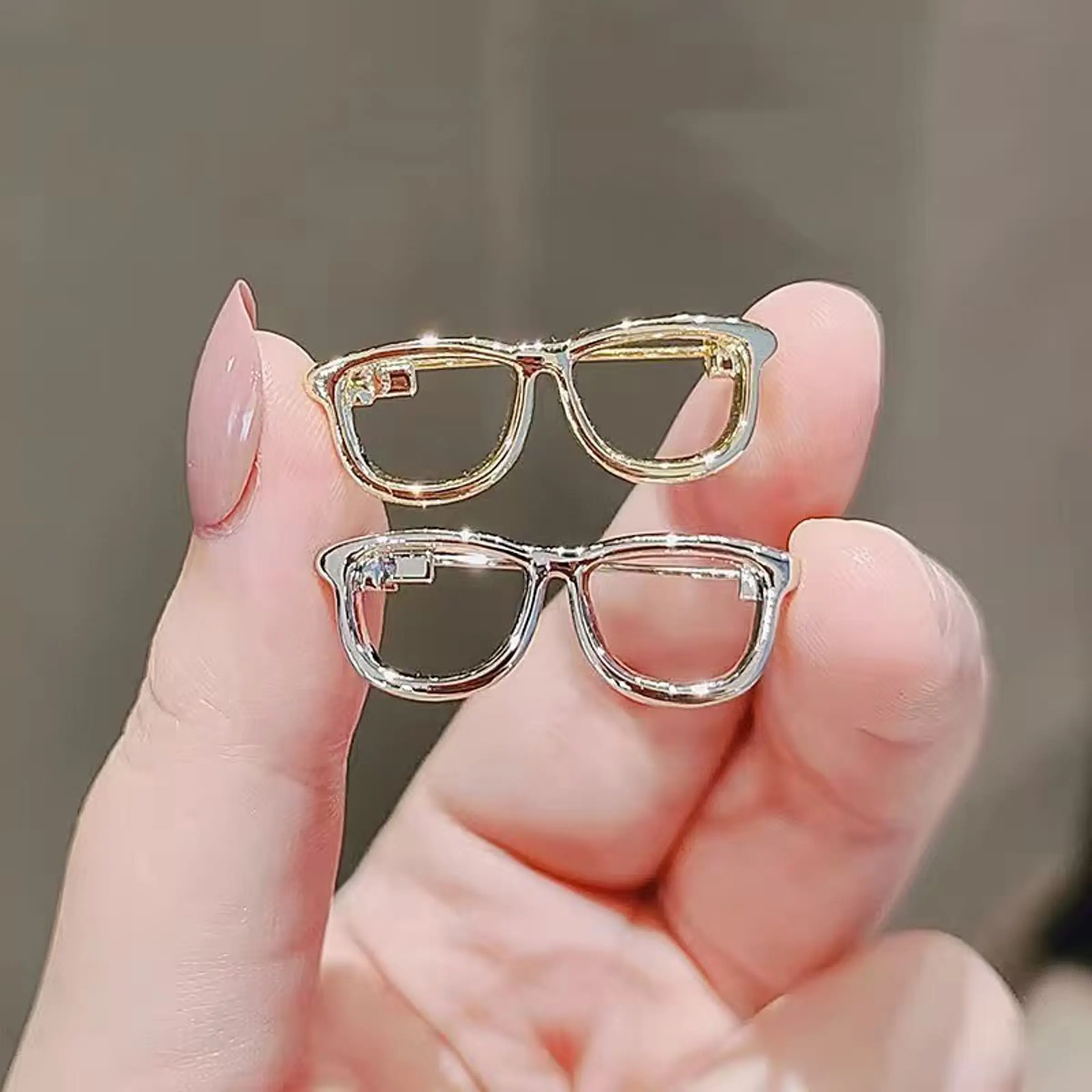 Cute Cartoon Mini Eye Glasses Brooch for Women, Multifunctional Simple Glossy Pin Accessory, Brooch Clip, Stylish Unique Design Jewelry, Lapel Pins, Fashion Lapel Pin