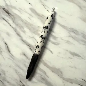Epoxy Glitter Bow Pen - Customizable Glitter Design - 2 Styles Available - Unique Writing Tool with Stylish Epoxy Finish