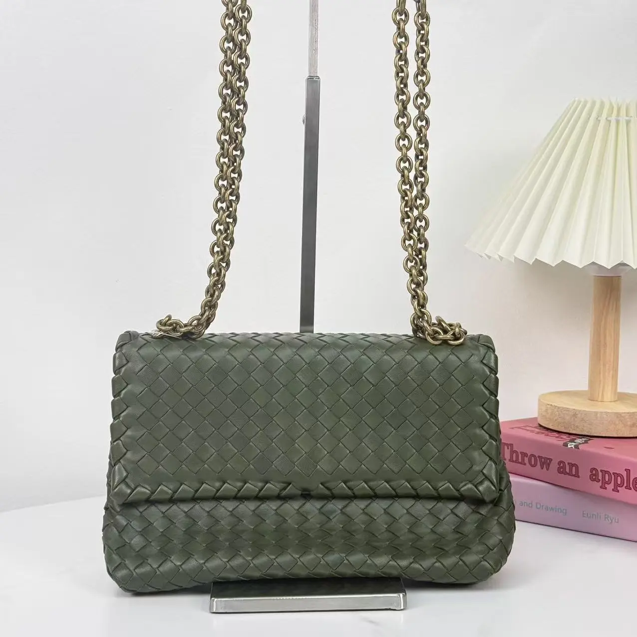 Pre-owned BOTTEGA VENETA Intrecciato Olimpia Green Woven Leather Shoulder Bag