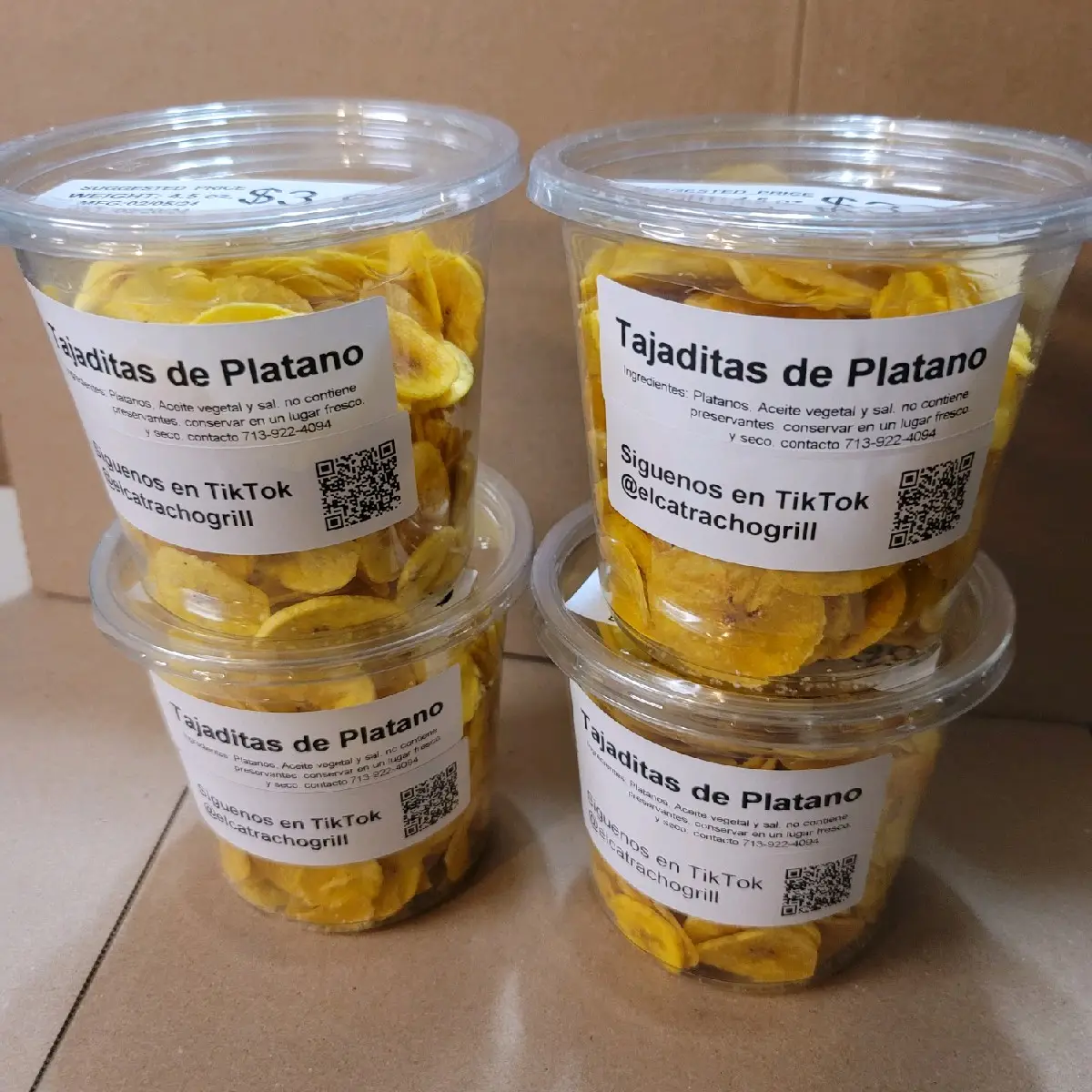 Tajaditas de Platano 4 oz Natural( CAJA DE 4 UNIDADES ) Plantain Chips.