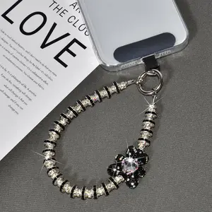 Full Diamond Bear Bracelet, Handmade Beaded Mobile Phone Wrist Lanyard for Women, Cell Phone Charm, Hand Chain, Phone Wrist Strap, Cellphone Accessories, Charm Accessory, Adjustable Phone Lanyard