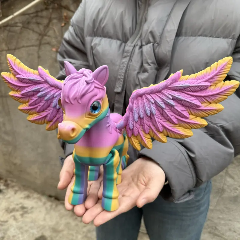 3D Printed Winged Pegasus Statue, Articulating Animal Figurines, Figure Decor, Decorative Statues, in Two Sizes, Creative Collectible Home & Office Decor, Colorful Gradient with Moveable Joints