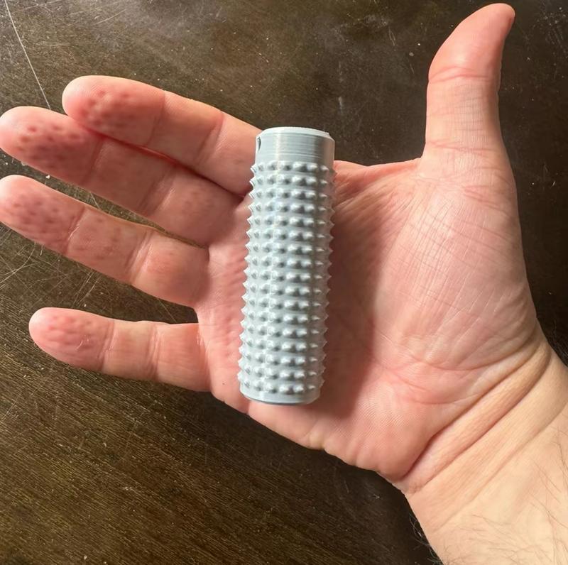 Little Ouchies Fidget, Pocket Mini Fidget Toy, Spiky Grippie Stim Keychain, Venting Key Pendant for AnxietyRelief Positive, Novelty Gifts for Friends Unique Design Tactile Experience Roller Shape Portable Fun Emotional Support Little Ouchies Fidget, Pocket Mini Fidget Toy, Spiky Grippie Stim Keychain, Venting Key Pendant for AnxietyRelief Positive, Novelty Gifts for Friends Unique Design Tactile Experience Roller Shape Portable Fun Emotional Support