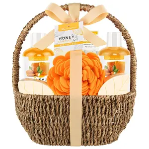 Bath Spa Gift Basket, Bath & Body Gift Set for Women & Men, Includes Shower Gel, Bubble Bath, Bath Salt, Bath Sponge, Spa Gift Box for Mother's Day, Birthday, Wedding, Honey & Almond