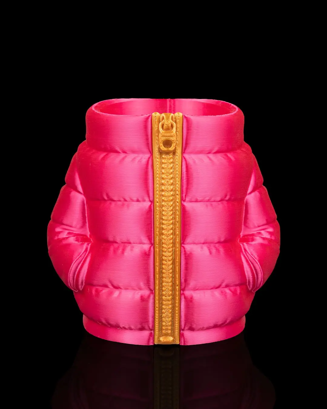 Puffer Jacket Can Sleeve - Trendy Drink Cover for Standard Cans