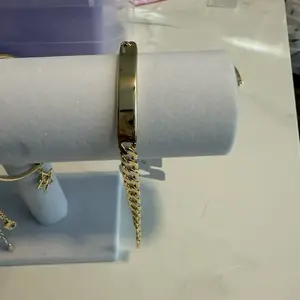 Men's Bracelet - Stylish and Durable Accessory for Everyday Wear