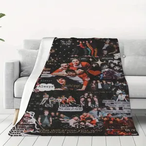 One Direction Style Patterned Flannel Blanket, Soft And Hypoallergenic, Versatile for Use on Sofas, Beds, Offices, And Travel - a Perfect Gift for Family And Friends, Made of 100% Polyester, Knitted, Digital Print, OCloud-soft, floral-printed, gold-trimme