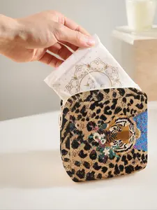 Random Leopard Print Portable Sanitary Napkin Storage Bag, Lightweight Tissue Bag for Women's Products, Travel Cosmetics Storage Box, Makeup Storage Bag, Travel Organizer Bag