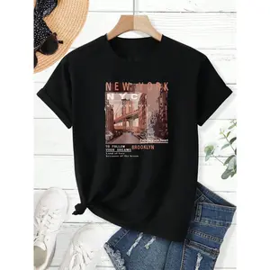 Casual Streetwear Style Women's T-Shirt New York City Brooklyn Urban Art Print Summer And Spring Outfit For Trendy Girls And Fashion Lovers