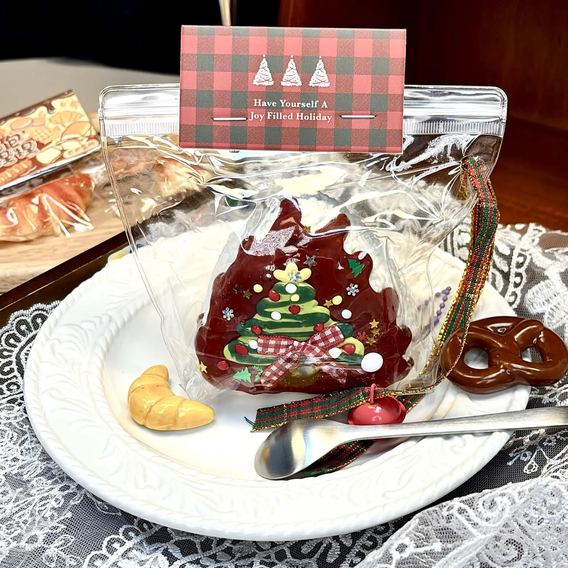 Christmas Squishy - Christmas Tree Onigiri (Red Edition)