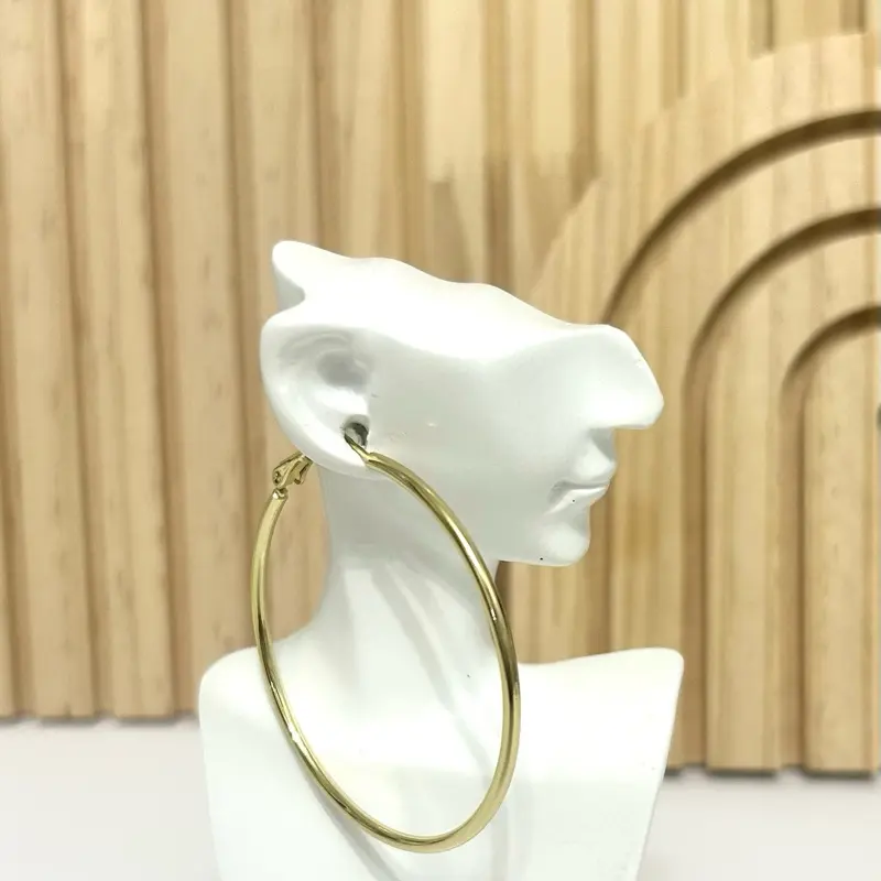 Women's Earrings - Elegant Design, Ideal for All Seasons, Perfect for Any Outfit