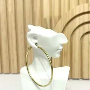 Women's Earrings - Elegant Design, Ideal for All Seasons, Perfect for Any Outfit