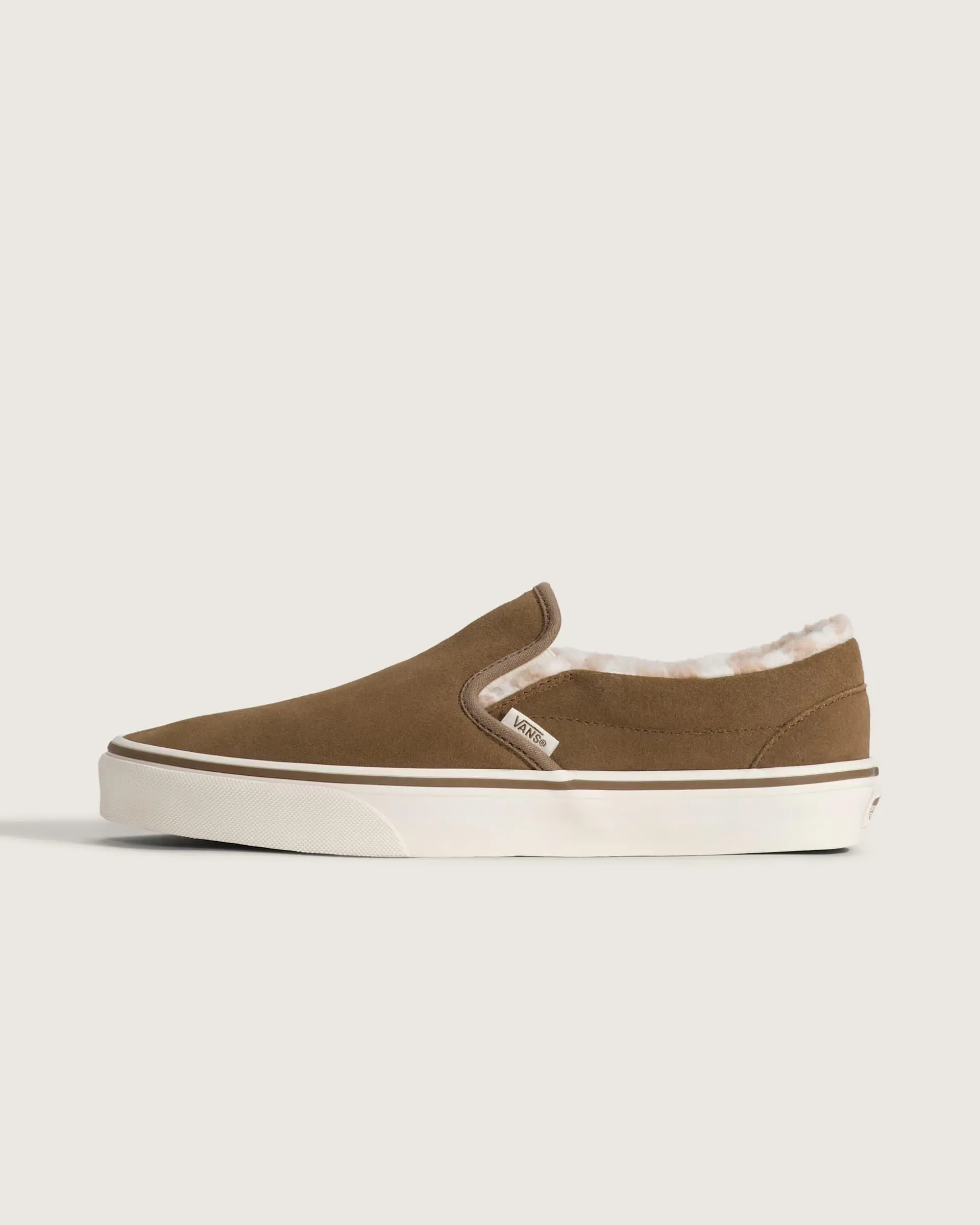 Vans Unisex Classic Slip-On Low Top Shoe