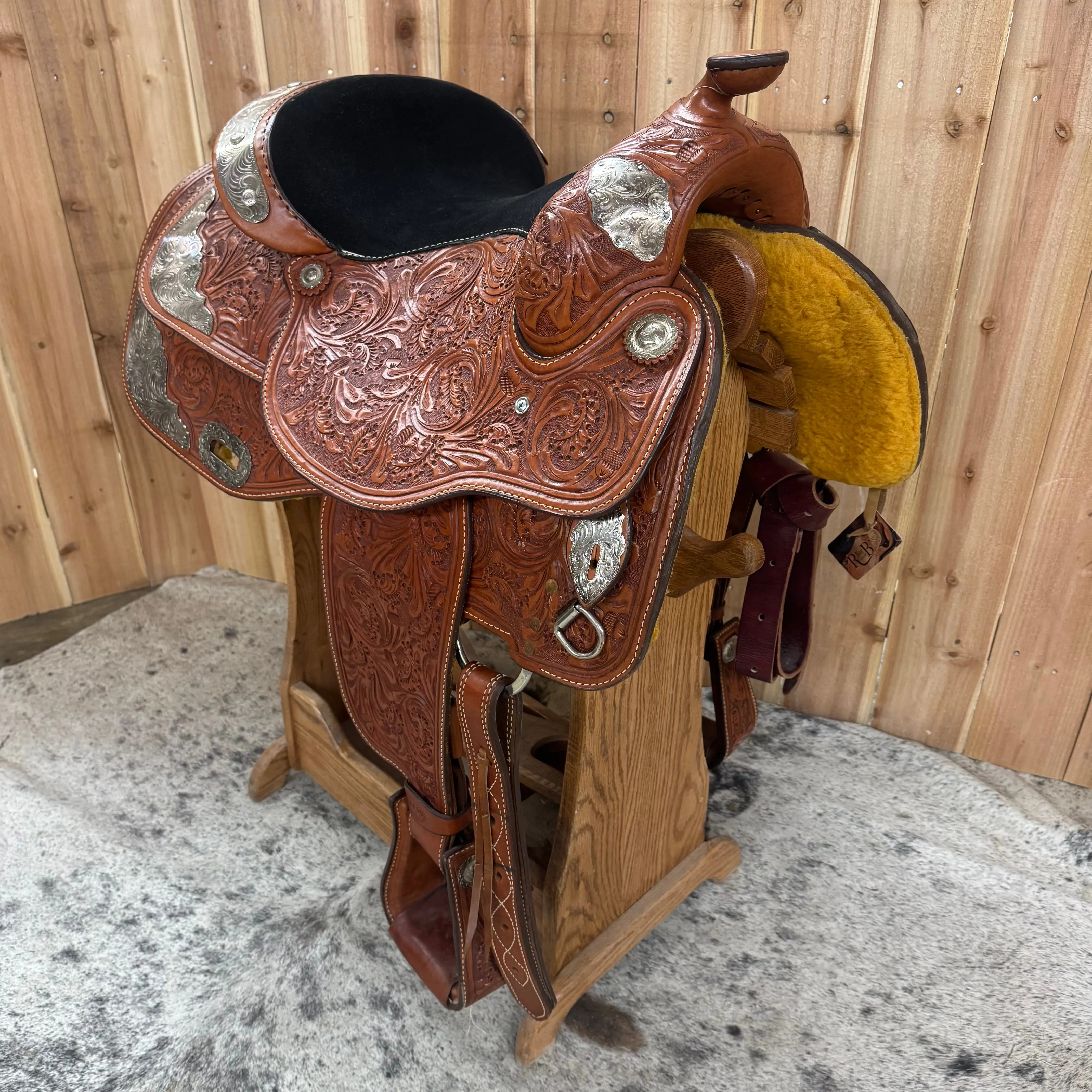 Corriente Show Saddle, 15" Seat