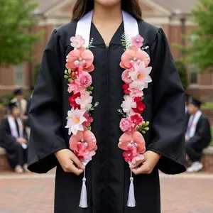Handmade Floral Graduation Stole, Floral Graduation Lei, Personalized Flower Sash, Unique Graduation Gift for Her, Custom Flower Stole