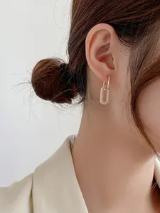 Elegant Stud Earrings, Lightweight Luxury Design, Perfect for Office Wear, High-Quality Craftsmanship, Ideal Gift Choice, Classic Style Earrings, Elegant Minimalist Earrings