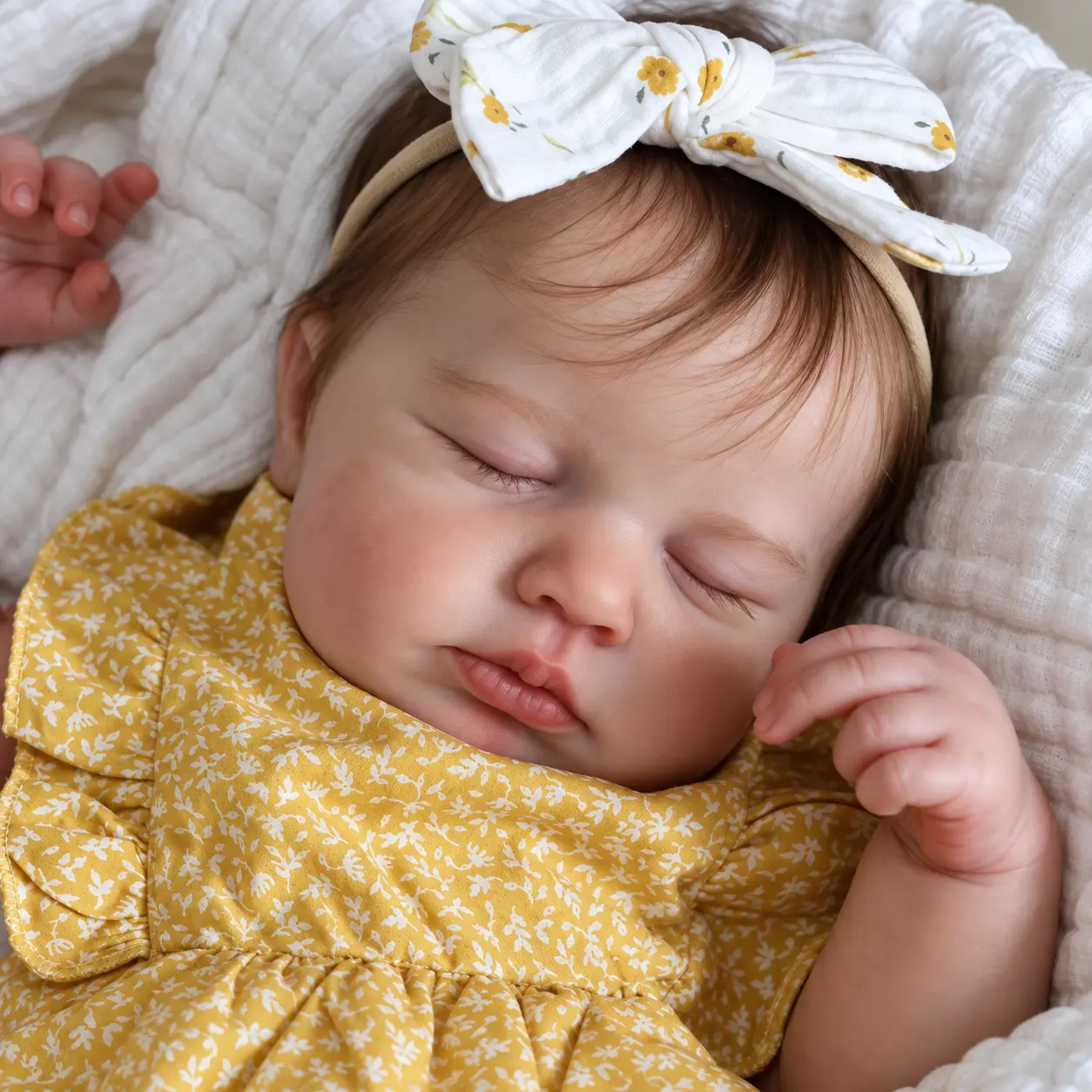 48cm Asleep Reborn Baby Doll with 3D-Paint Skin and Visible Veins (Cloth Body, Vinyl Limbs) 19inch Newborn Baby Girl Art Toy Lifelike Kids Birthday Gift