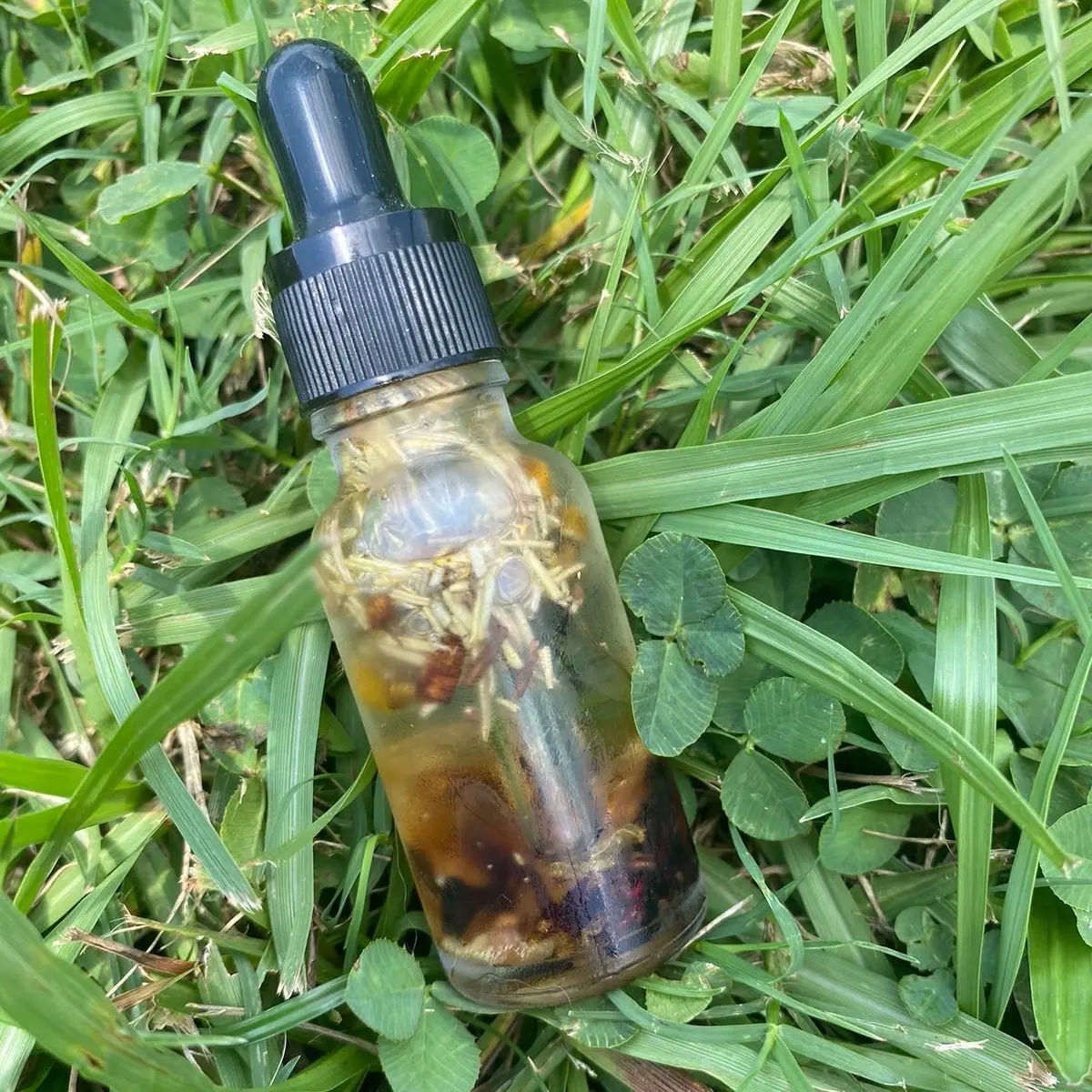 Attraction oil