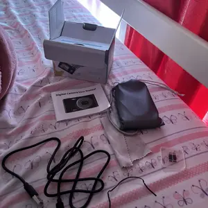 Product Review of Auto Focus Digital Camera, 1 Count Full HD 1080P/48MP Mini with 32G Memory Card, Ff (F/3.2, f=7.36mm), 16x Zoom for Teenagers Beginners, Mini Camera, Electronic Portable Camera from I**h