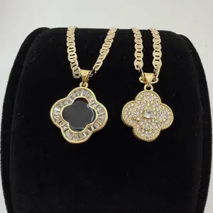 Clover Pendant Necklace 14K Gold Plated Elegant Floral Charm Necklace