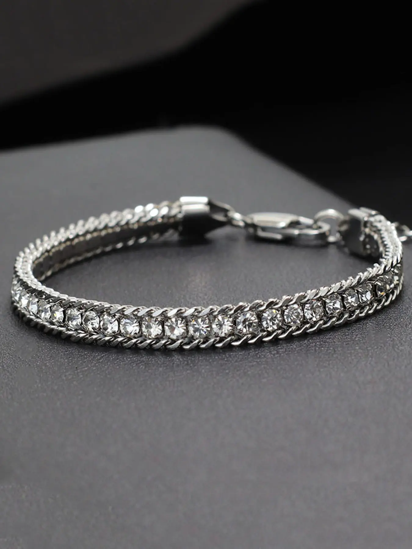 Fashion Stainless Steel Chain Bracelet Luxury Zirconia Women Mens Armband Braslet Adjustable Jewelry Gifts