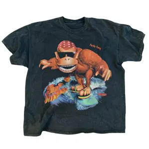 1995 VINTAGE 'FUNKY KONG SURF' T-Shirt, Animal Graphic Tees , Unisex Tshirt, Fashion Trends Shirt, Gifts Shirt, Menswear Womenswear Streetwear, Aesthetic, Heavyweight Cotton Comfort Top Regular Fit Y2k Outfit Outdoor Affliction Clothes
