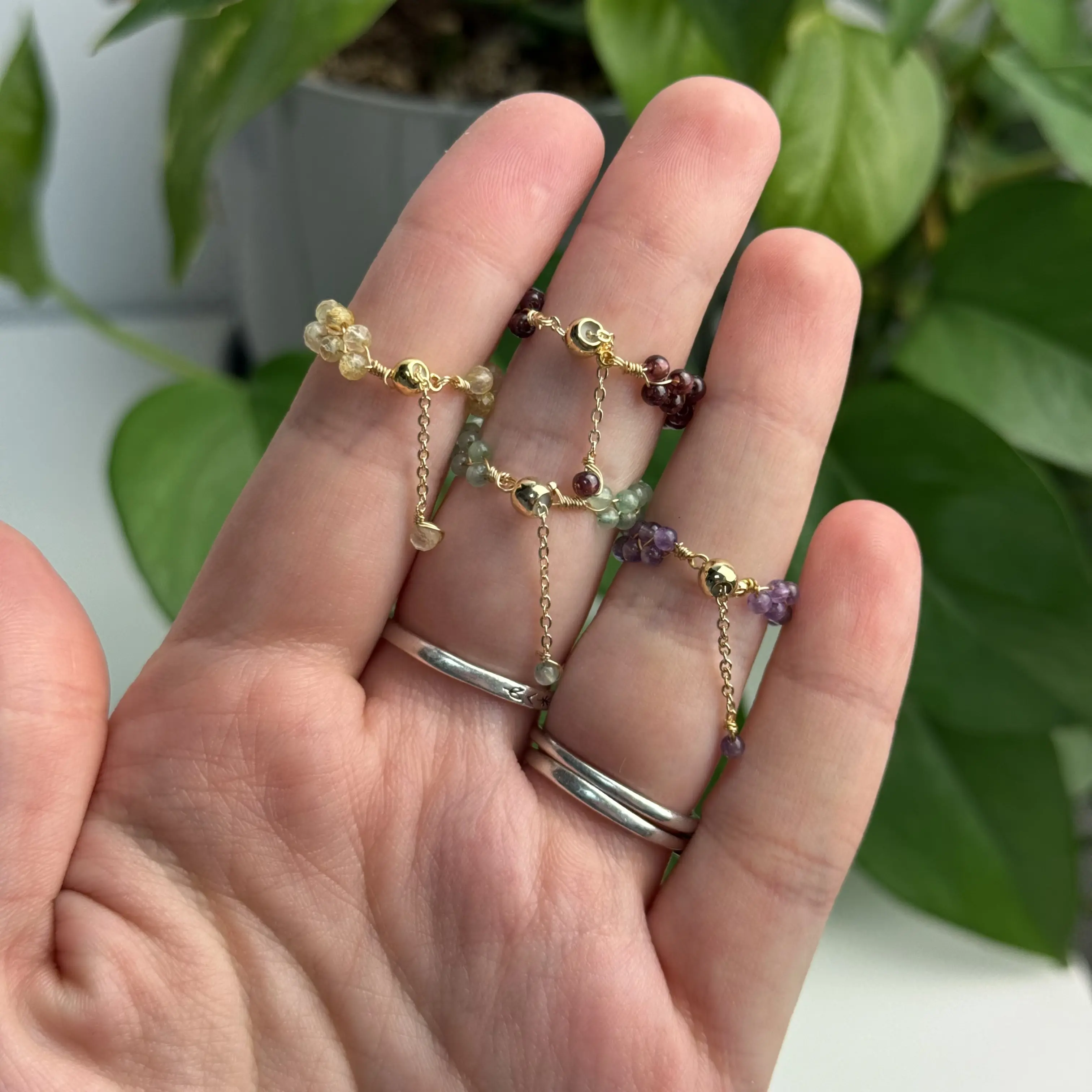 Adjustable Crystal Beaded Ring Adjustable Crystal Beaded Ring