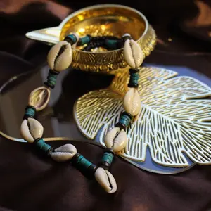 Nile Bazaar Red Sea Cowrie - Necklace for Men and Women Boho Chic Cowrie Shell & Bead Necklace Coastal Beach Jewelry Summer Accessory & Unique Gift