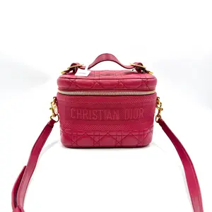 Pre-owned Dior AS SHOWN Clutches & Wristlets HZ 2072 Diortravel handbag 26.03.10